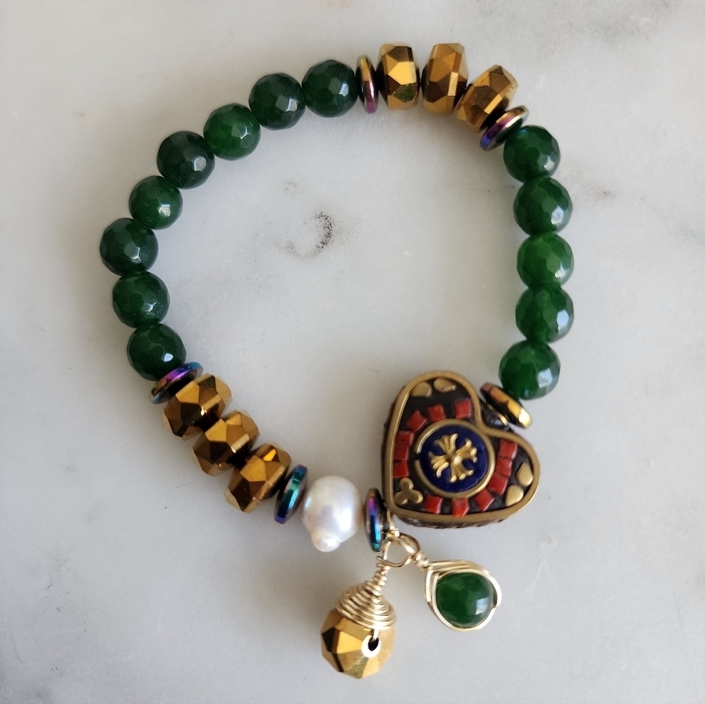 Green Agate Bracelet 7" Tibetan Heart Charm Stretch Boho Crystal Beaded